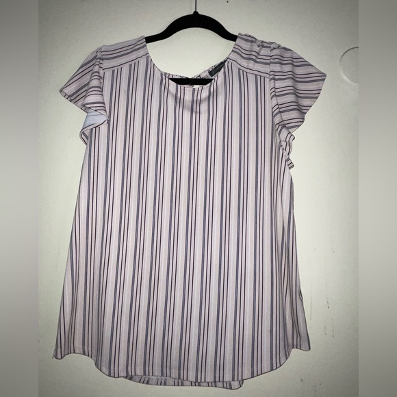 Blouses - Picture 3 of 4